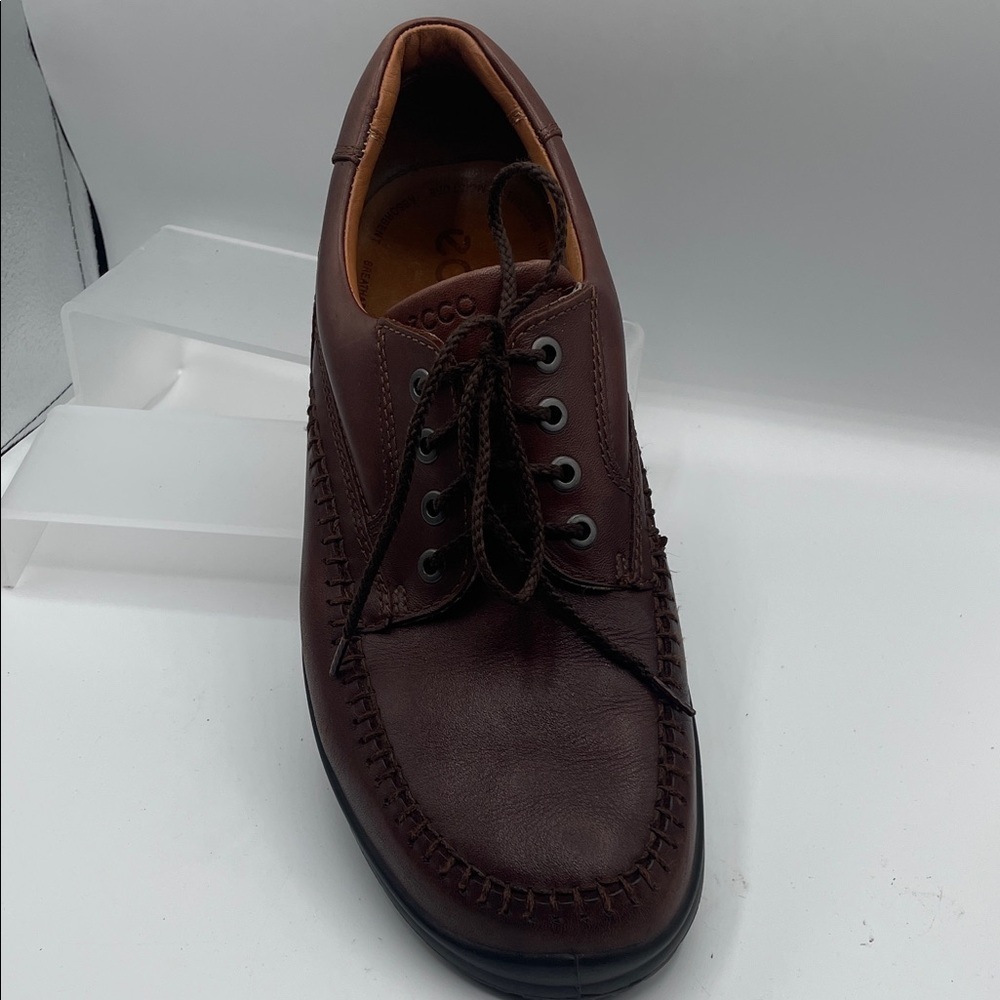 ECCO Men's Dark Brown Leather lace up Oxford, size EU 45